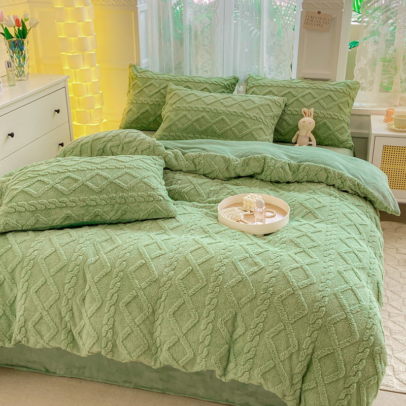 Full-Size Winter Flannel Bedding Set for Cozy Warmth