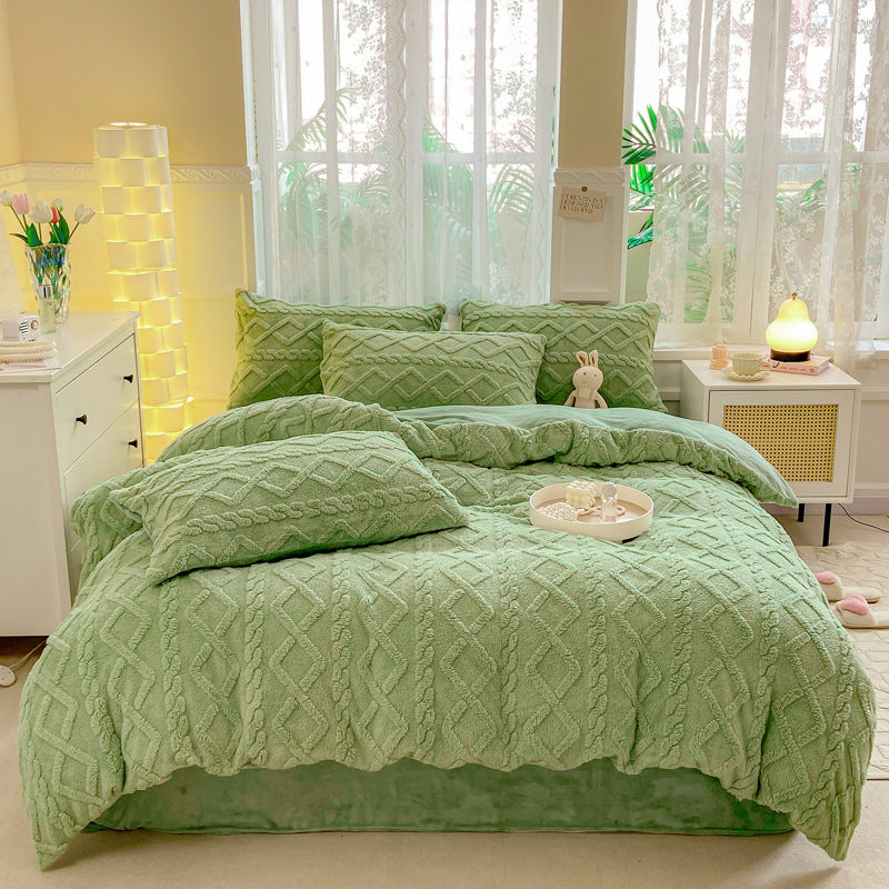 Full-Size Winter Flannel Bedding Set for Cozy Warmth