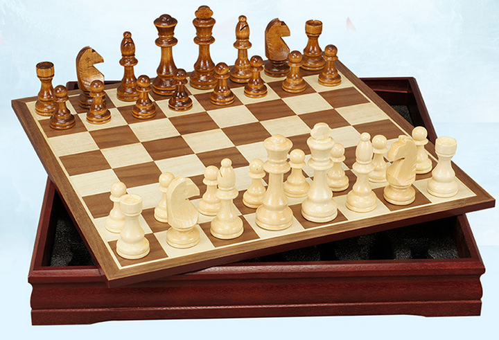Wooden Chess Set with Felt-Lined Storage Board for Play