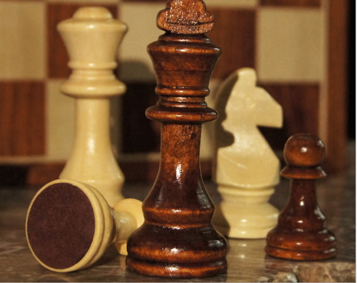 Wooden Chess Set with Felt-Lined Storage Board for Play