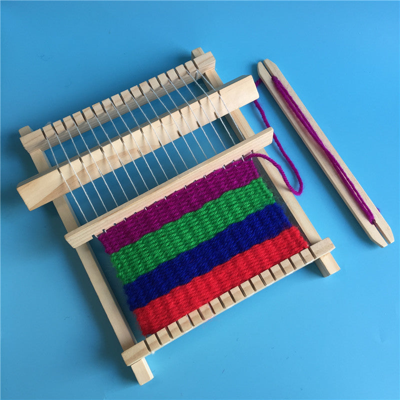 Wooden Weaving Loom Kit for Screen-Free Creativity