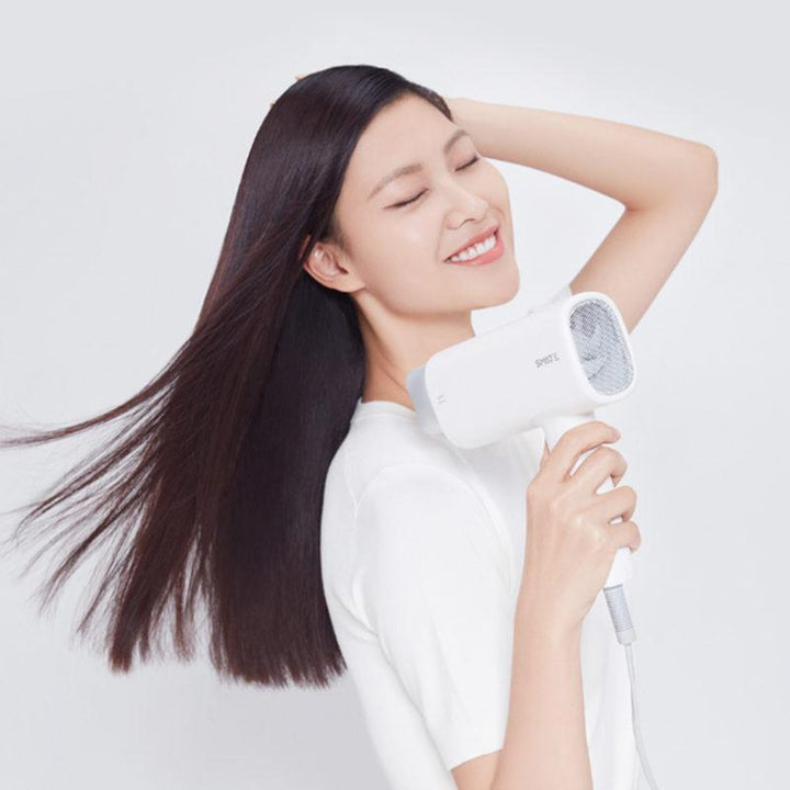 Ionic Travel Hair Dryer 1600W for Smooth, Frizz-Free Hair