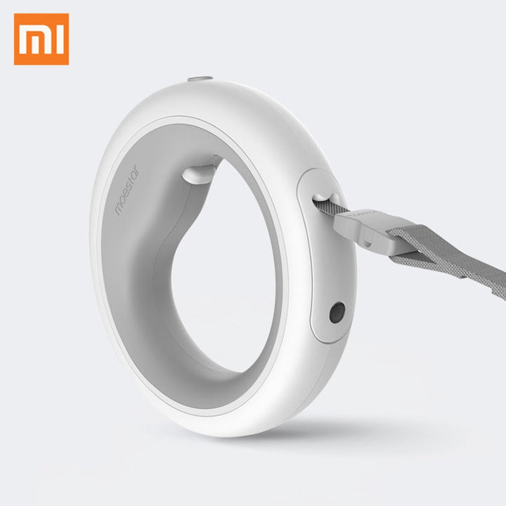 Smart Retractable Dog Leash With LED Light for Walks
