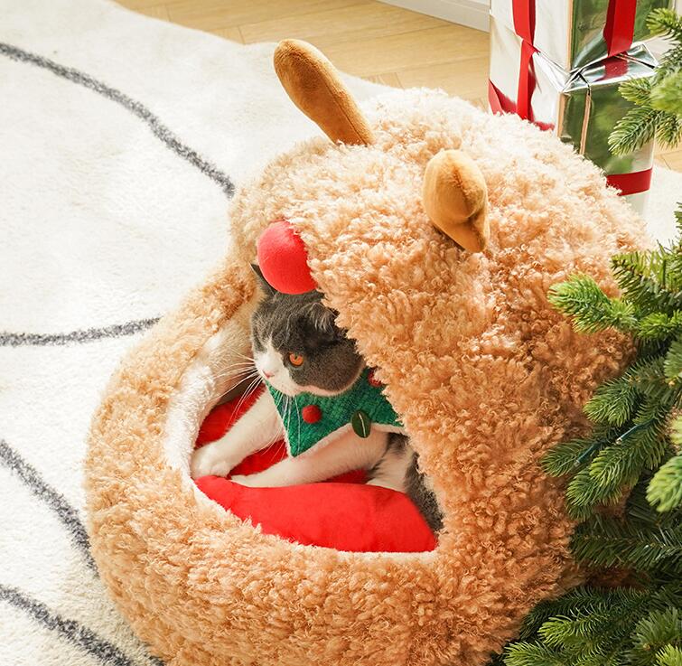 Reindeer Cat Nest: Spacious Plush Winter Hideaway Bed